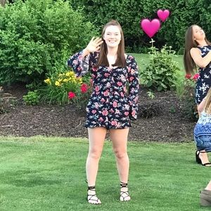 Meet your Posher, Jillian